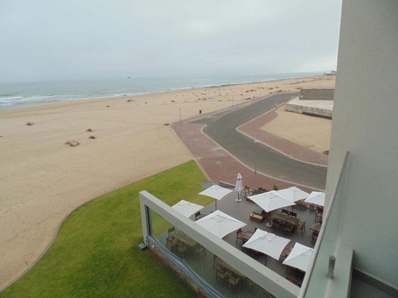 Apartment 32, Bay View Suites Langstrand 외부 사진