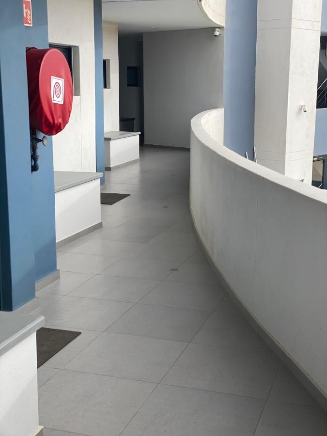 Apartment 32, Bay View Suites Langstrand 외부 사진